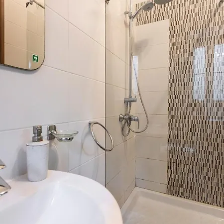Superbly Located Cosy 2-Bedroom Apartment Valletta Exterior photo
